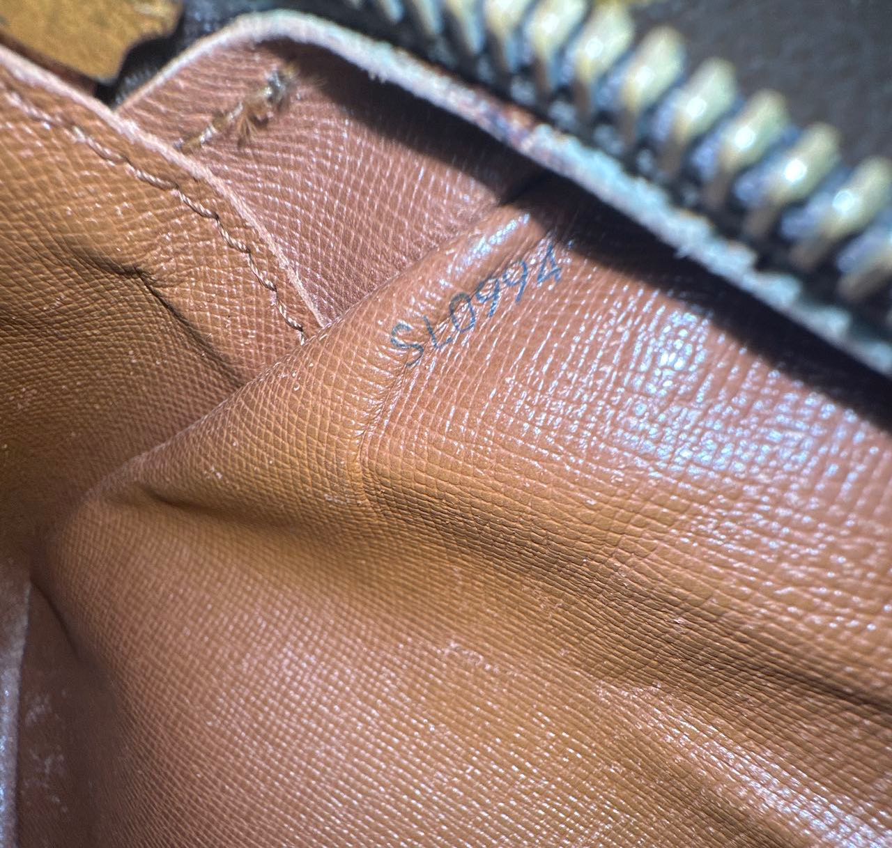 Louis-vuitton Monogram Compiegne 28 Leather Clutch Bag