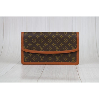 Rank A ｜ LV Monogram Clutch Bag｜012908