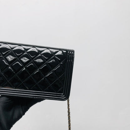 Boy Wallet On Chain Patent Black GHW