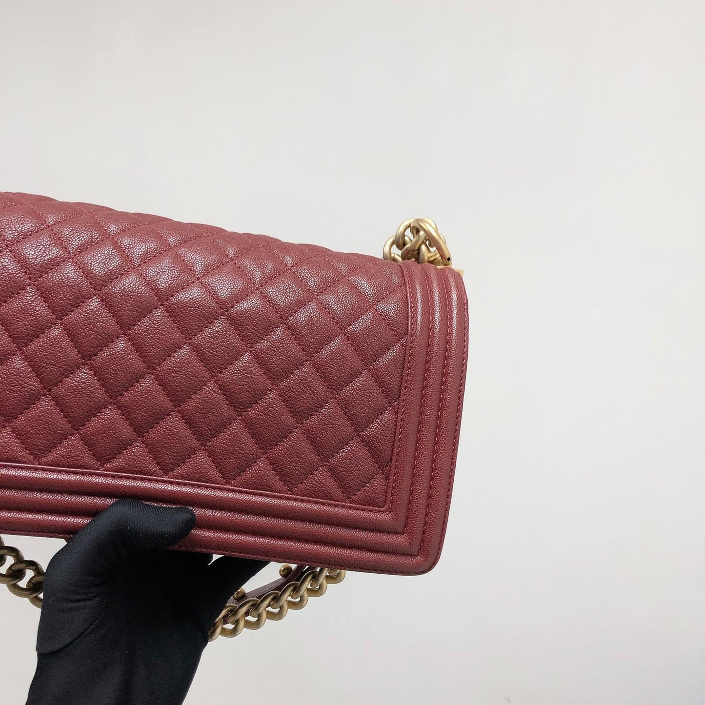 Quilted Caviar Old Medium Boy Bag Red