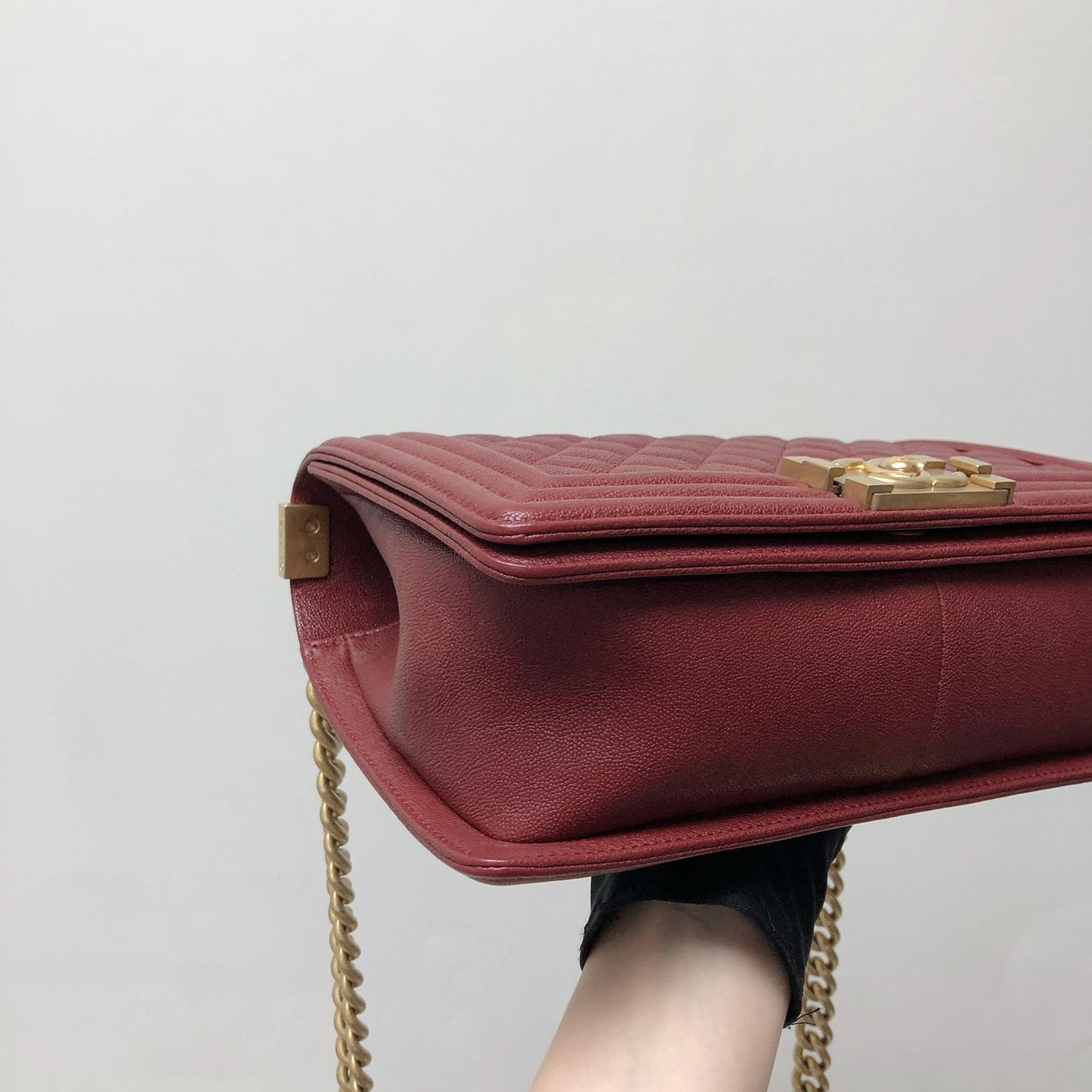 Quilted Caviar Old Medium Boy Bag Red
