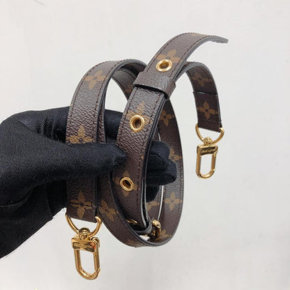 Louis-Vuitton Pochette Metis Leather Monogram