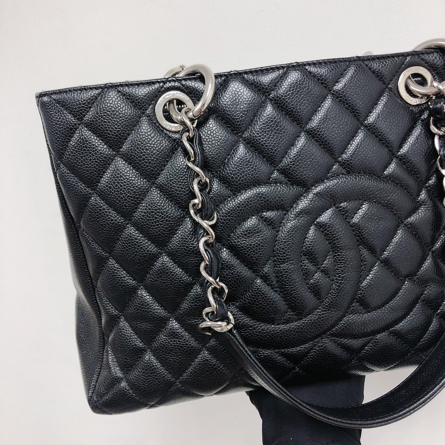 Grand Shopping Tote Black