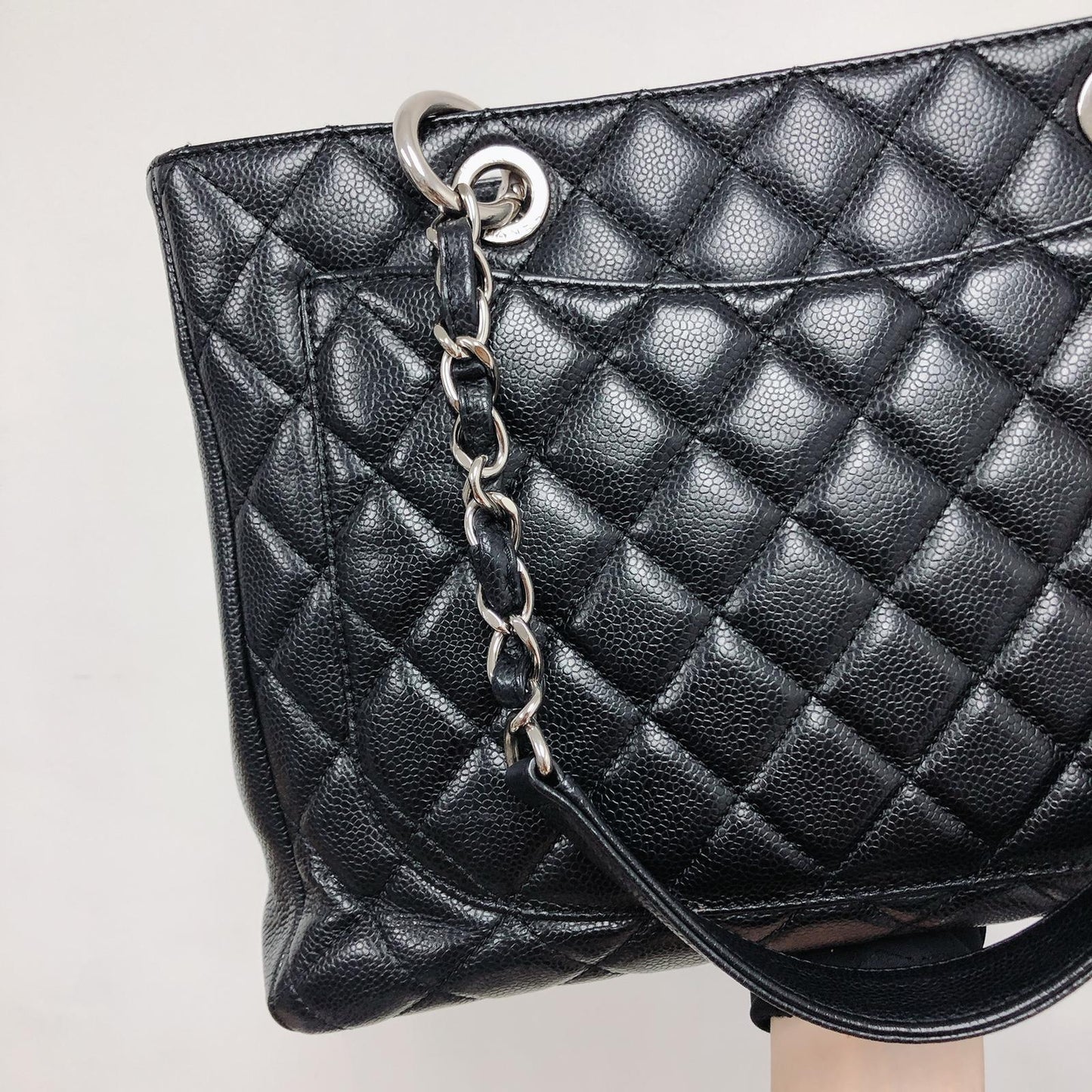 Grand Shopping Tote Black