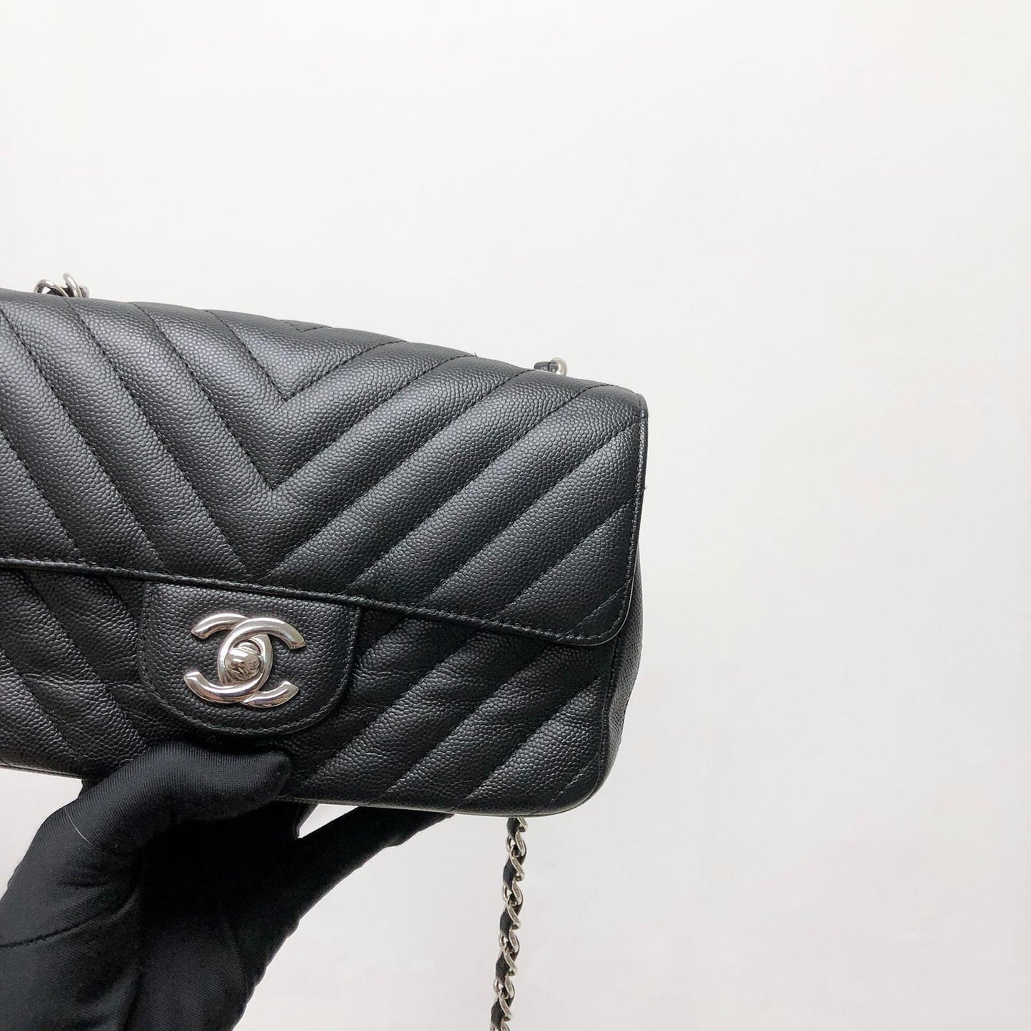 Mini Flap Bag Chevron Caviar Black
