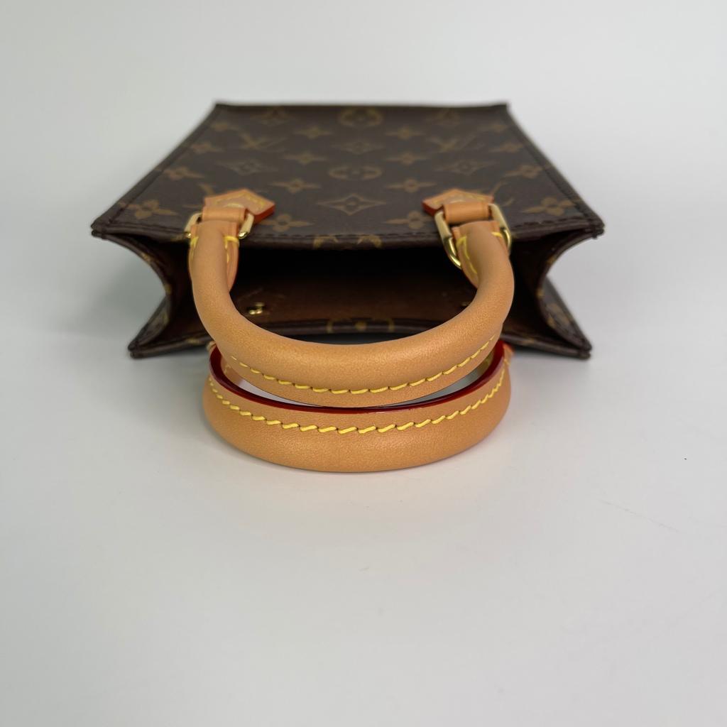 Louis-Vuitton Nano Petit Sac Plat