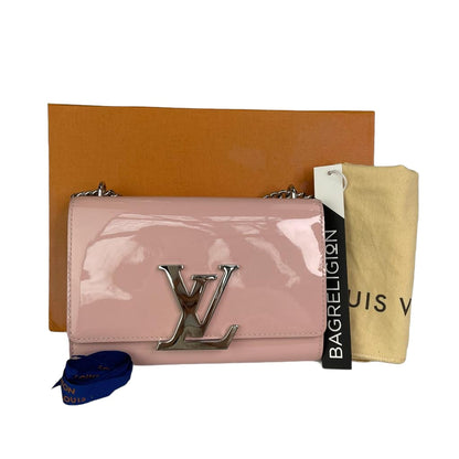 Louis-Vuitton Patent Crossbody in Pink