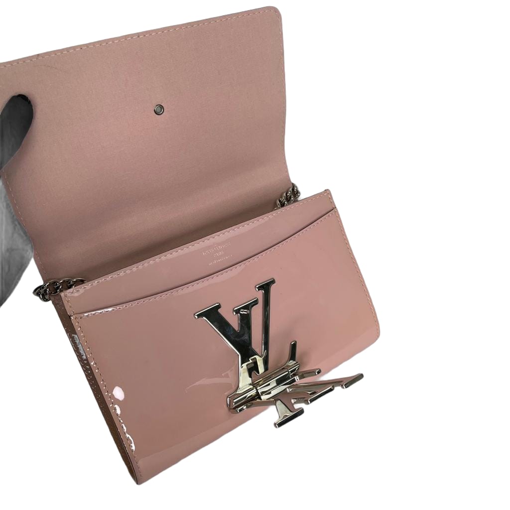 Louis-Vuitton Patent Crossbody in Pink