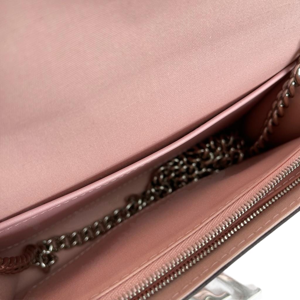 Louis-Vuitton Patent Crossbody in Pink