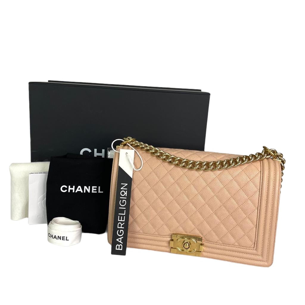 Quilted Caviar New Medium Boy Bag Beige