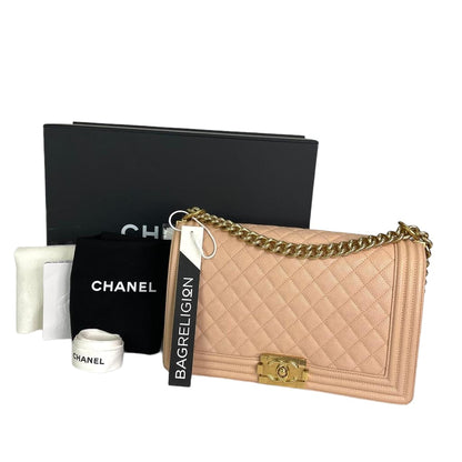 Quilted Caviar New Medium Boy Bag Beige