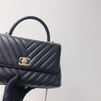 Coco Handle Medium Chevron Flap Bag in Black with GHW