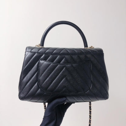Coco Handle Medium Chevron Flap Bag in Black with GHW