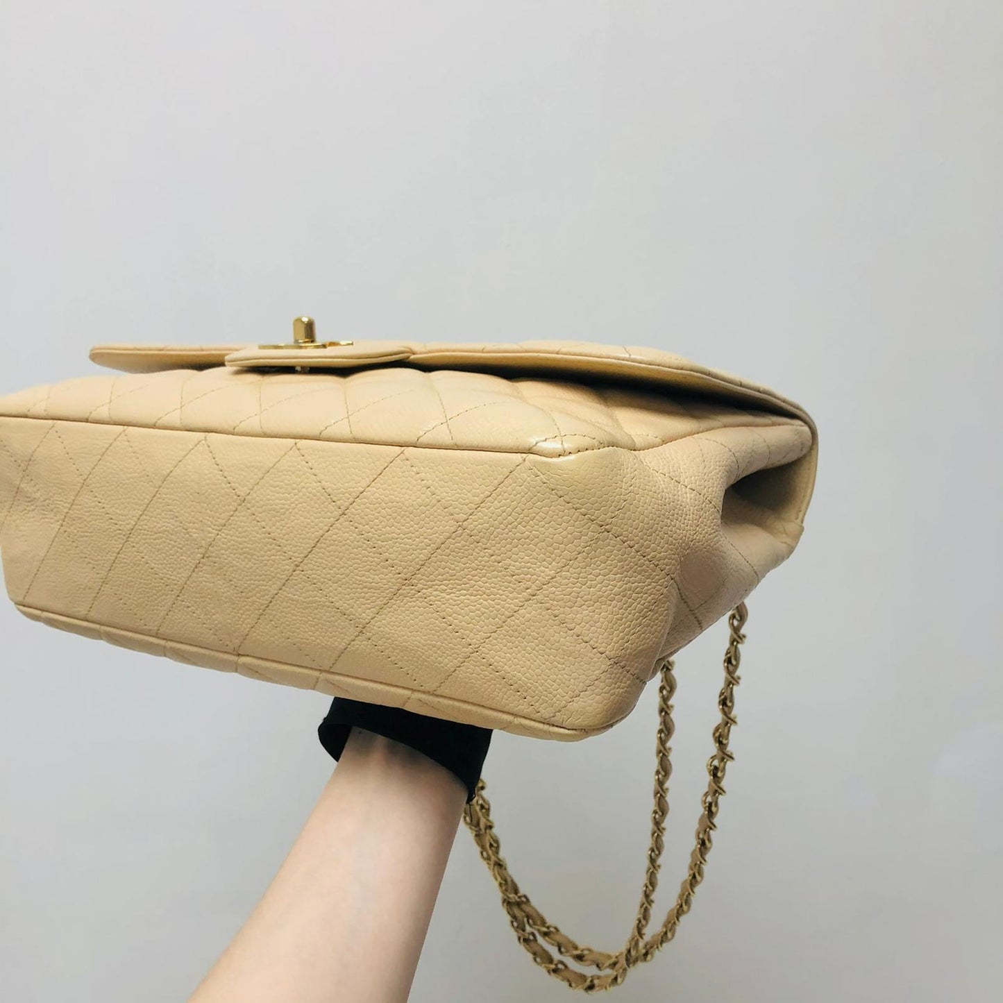 Jumbo Single Flap Caviar Leather Beige GHW