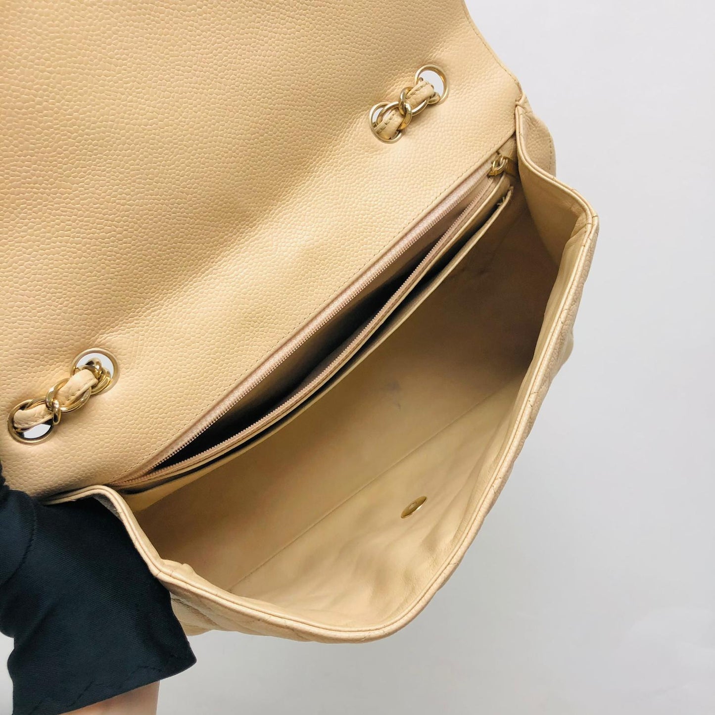 Jumbo Single Flap Caviar Leather Beige GHW