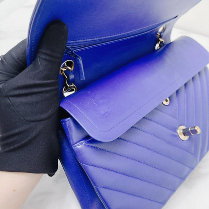 Classic Flap Medium Chevron Lambskin Blue LGHW