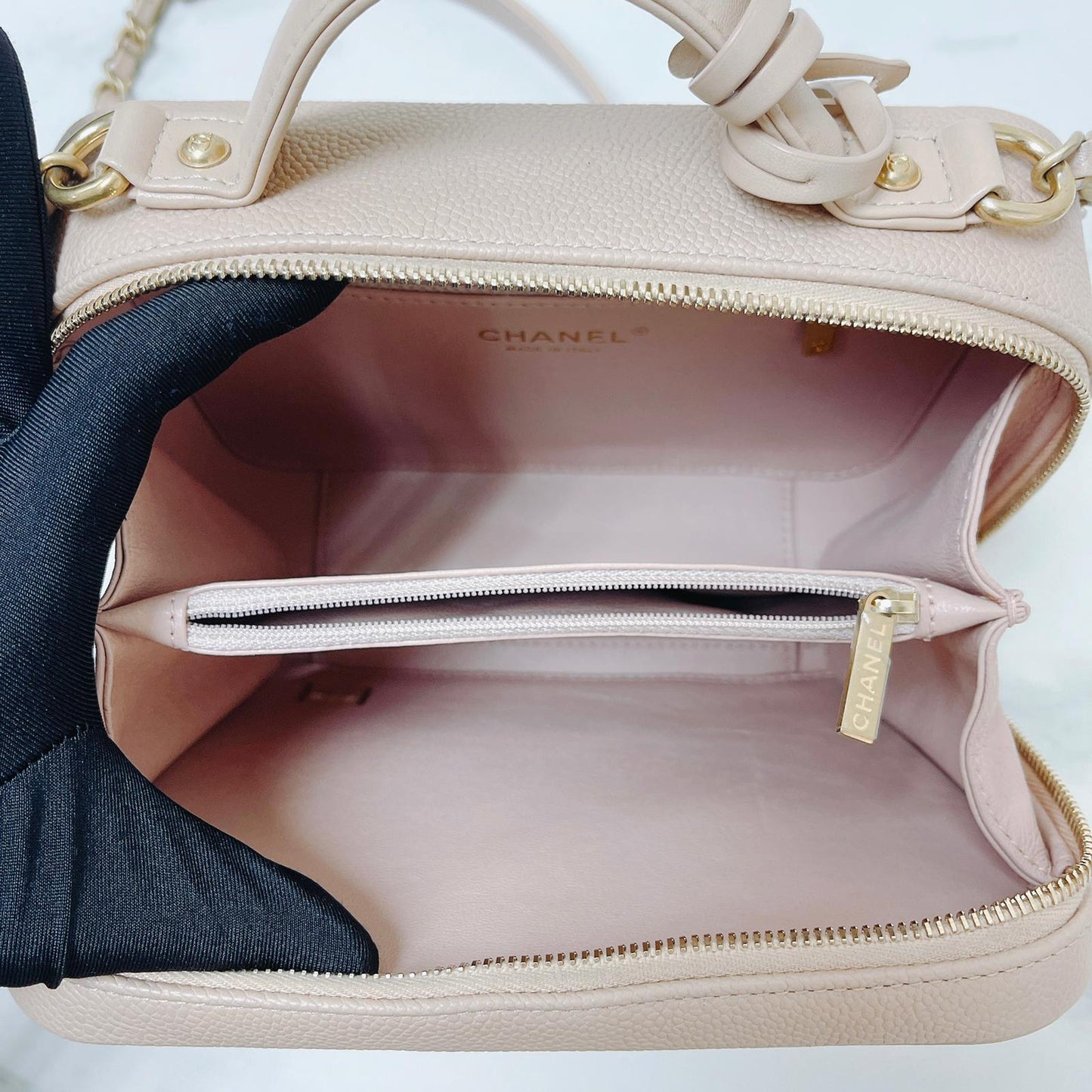 CC Medium Caviar Quilted Vanity Case Beige