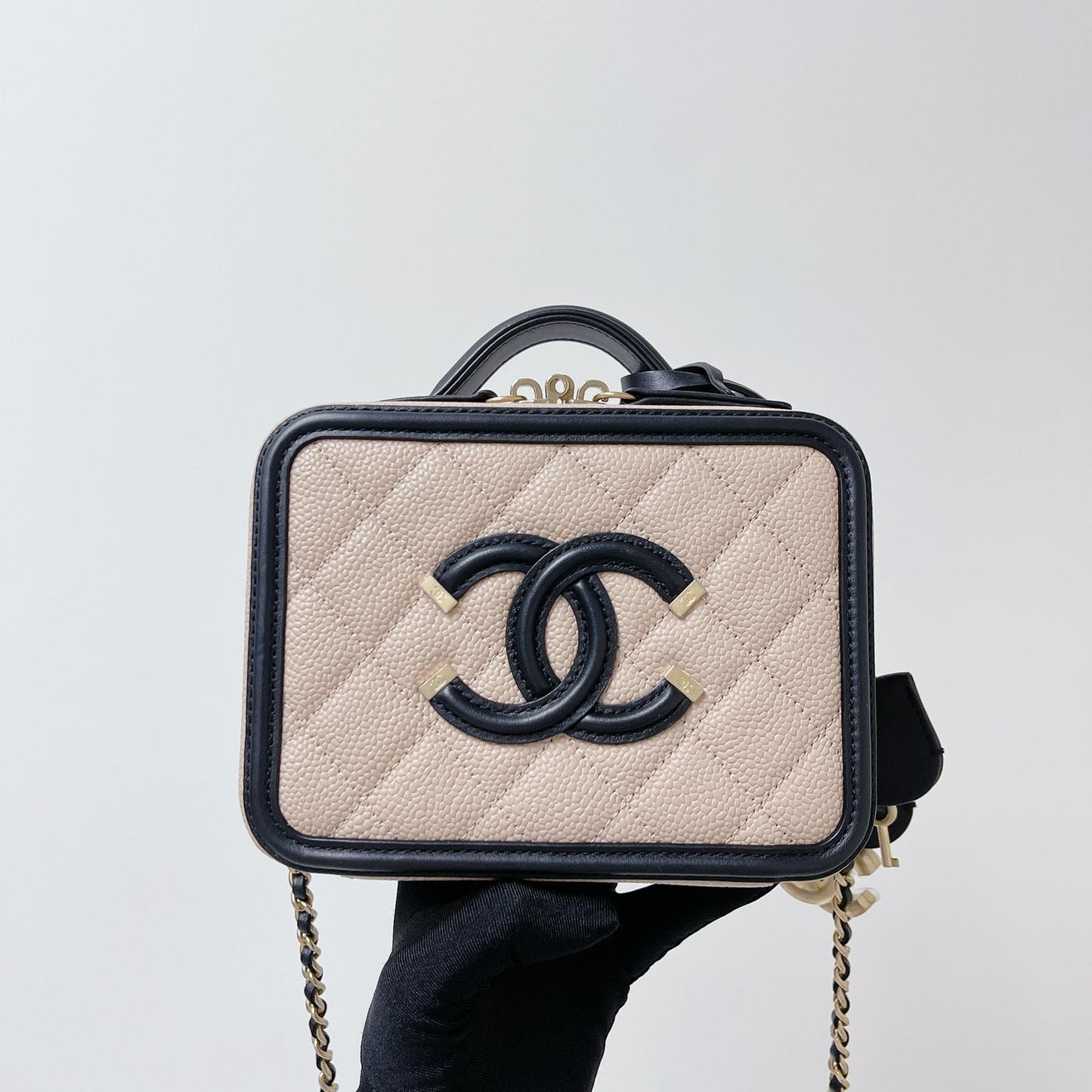 Filigree Vanity Case Caviar Small Beige/Black GHW