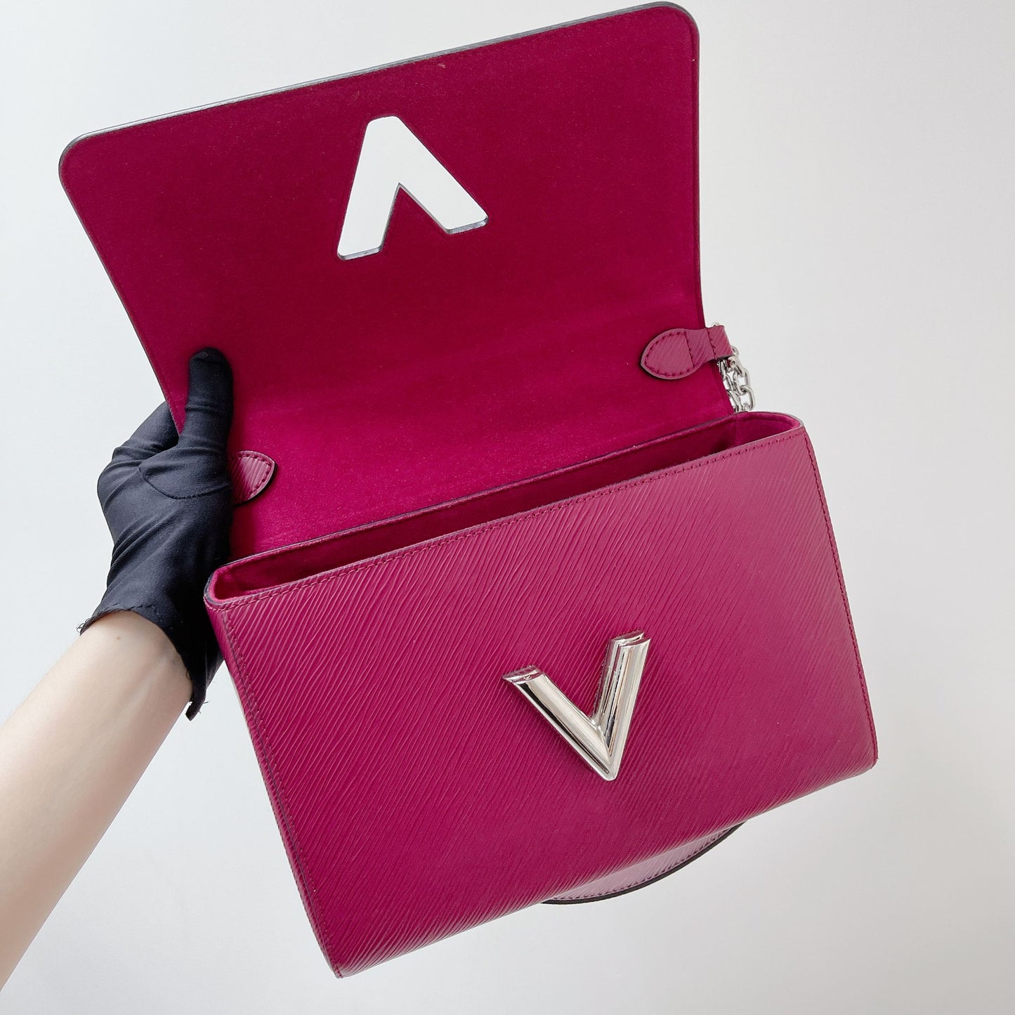 Louis-Vuitton Twist GM Epi Leather Fuchsia SHW
