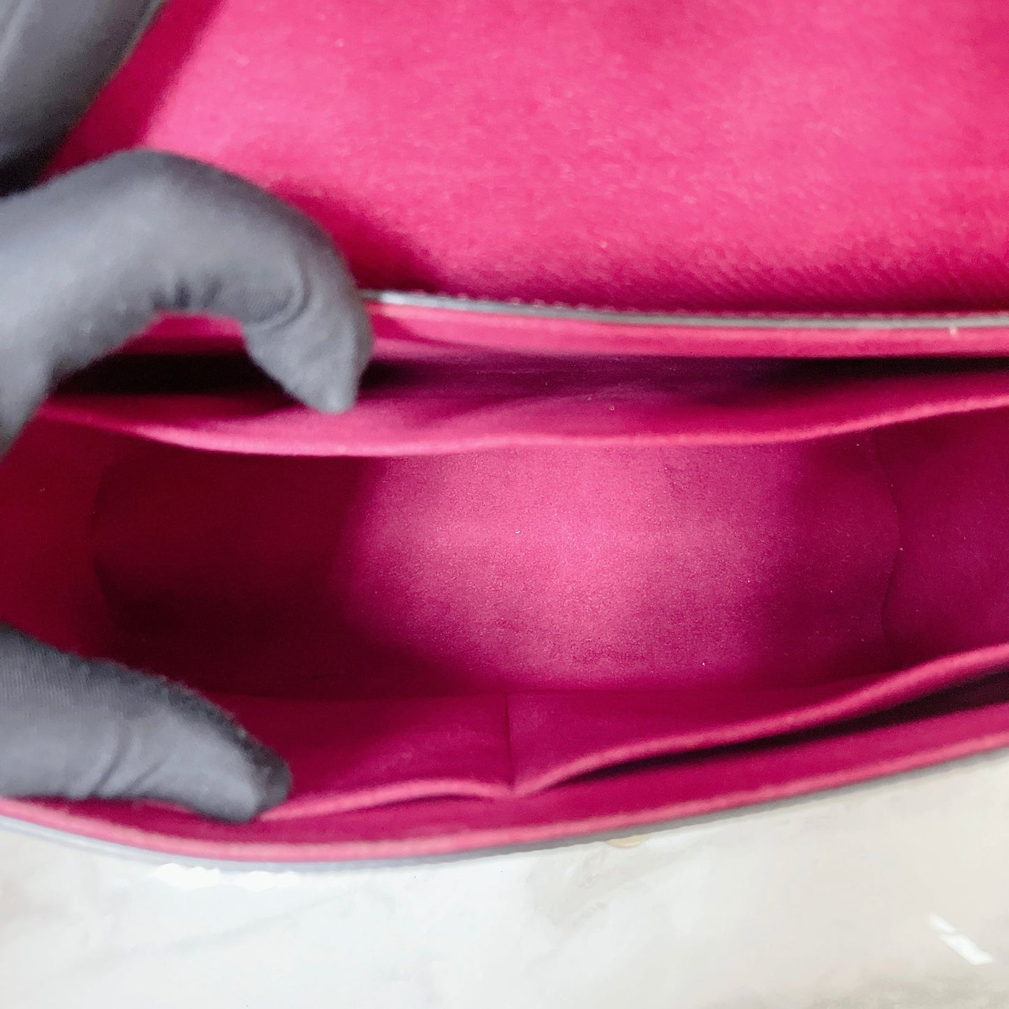 Louis-Vuitton Twist GM Epi Leather Fuchsia SHW