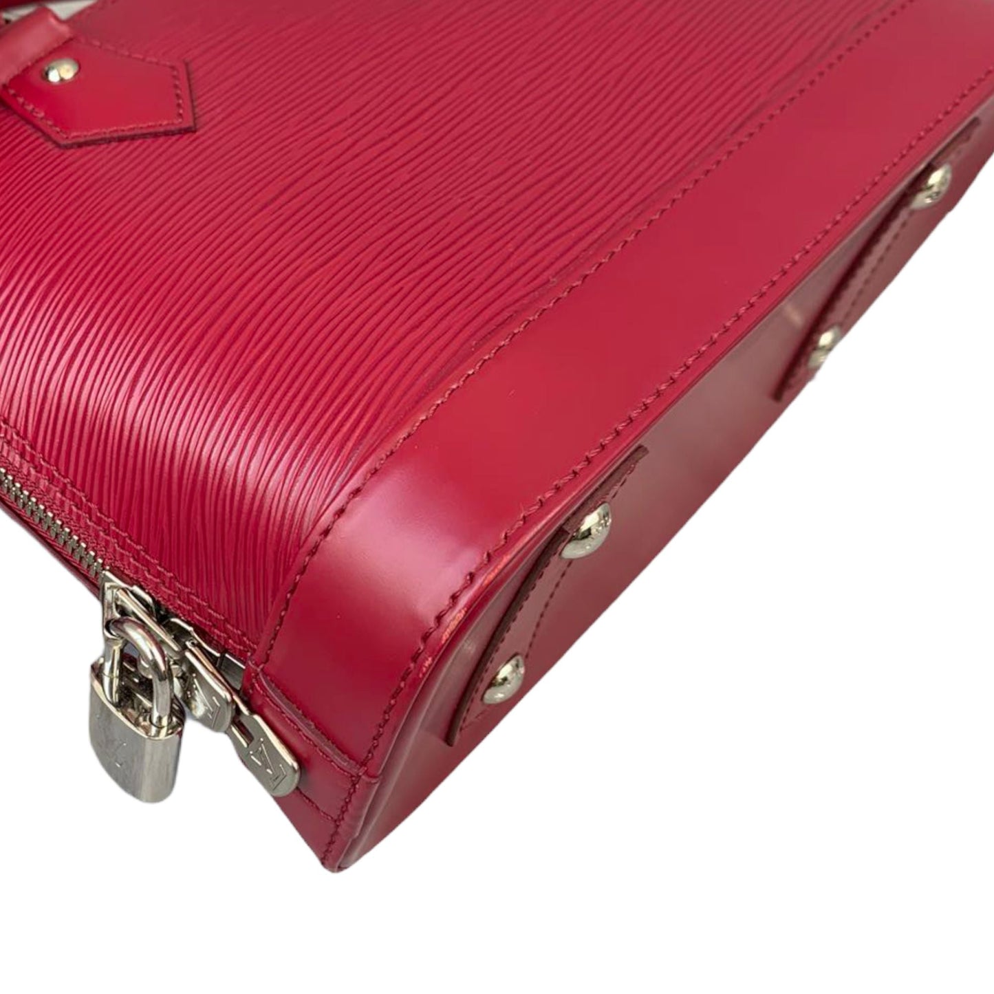 Louis-Vuitton Alma BB Epi Leather Red SHW