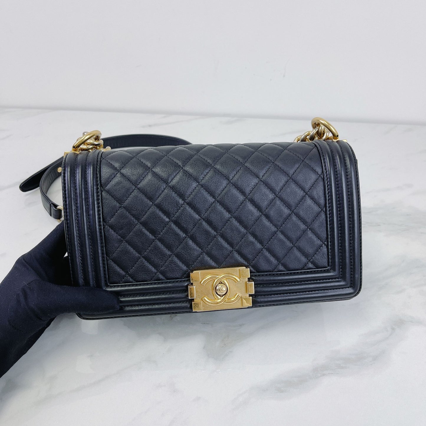 Boy Medium Calfskin Black GHW
