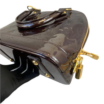 Louis-Vuitton Alma BB Vernis Leather Amarante GHW