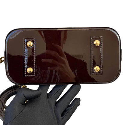 Louis-Vuitton Alma BB Vernis Leather Amarante GHW