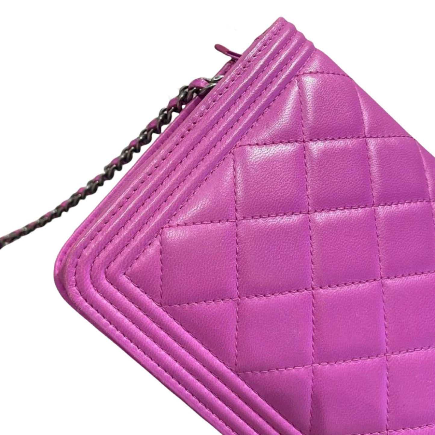 Boy Wallet on Chain Lambskin Purple RHW