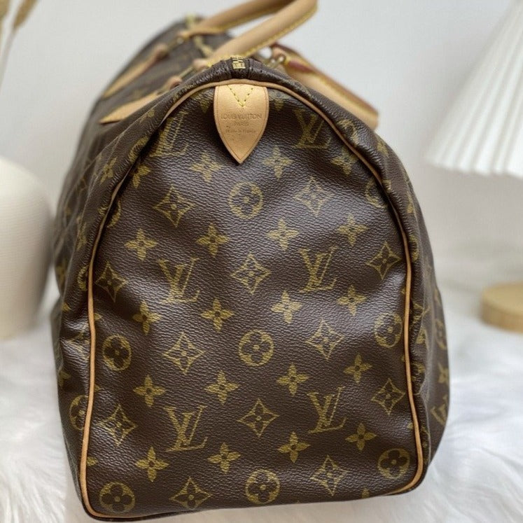 Louis-Vuitton Monogram Speedy 40 Coated Canvas Brown GHW