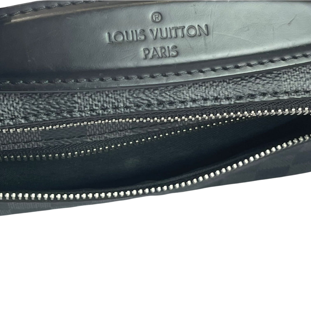 Louis-Vuitton Ambler Damier Graphite SHW
