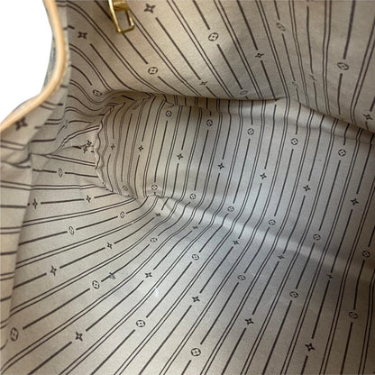 Louis-Vuitton Monogram Delightful GM GHW
