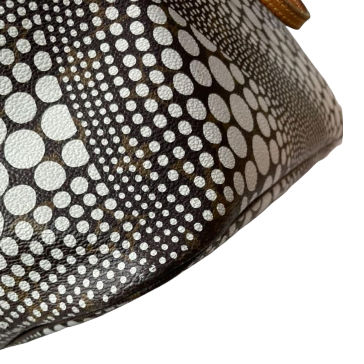 Louis-Vuitton MM Limited Edition Yayoi Kusama Monogram Waves Neverfull White GHW