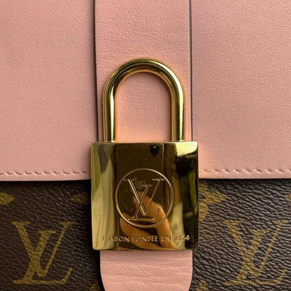 Louis-Vuitton Locky BB Rose Poudré Pink GHW