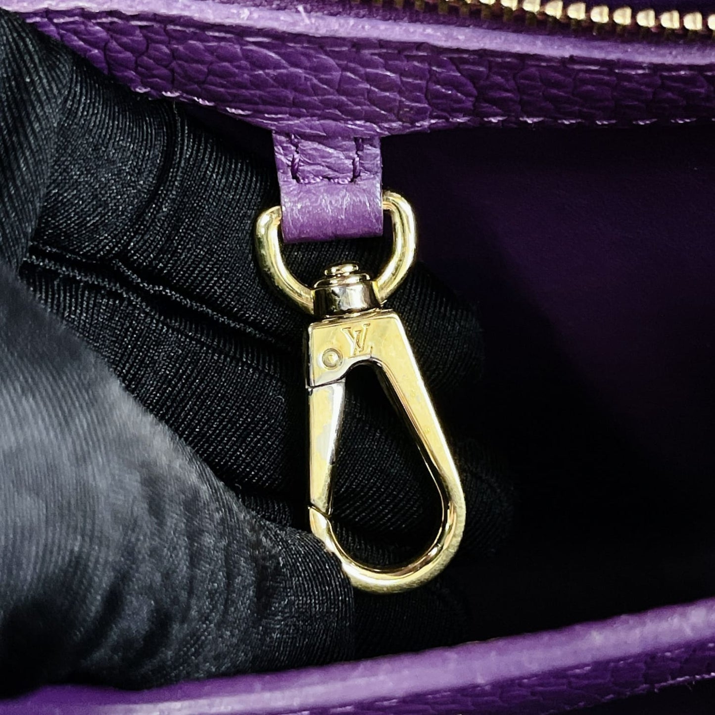 Louis-Vuitton BB Capucines Purple with Python Handle GHW