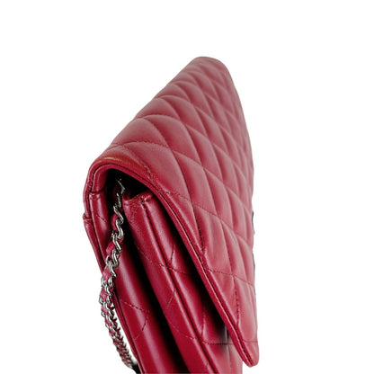 Timeless Clutch in Lambskin Leather Red SHW