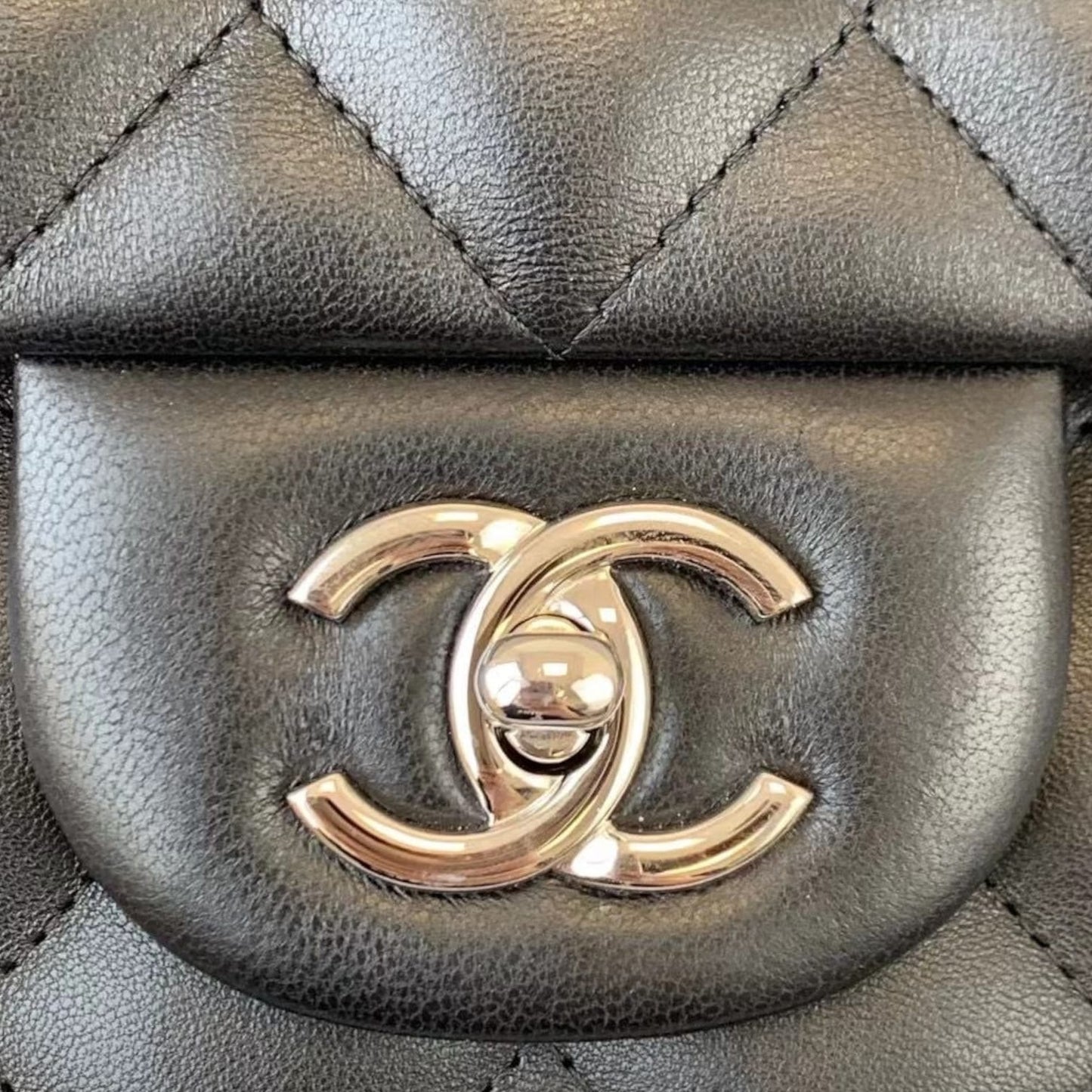 Jumbo Classic Double Flap Lambskin Black SHW