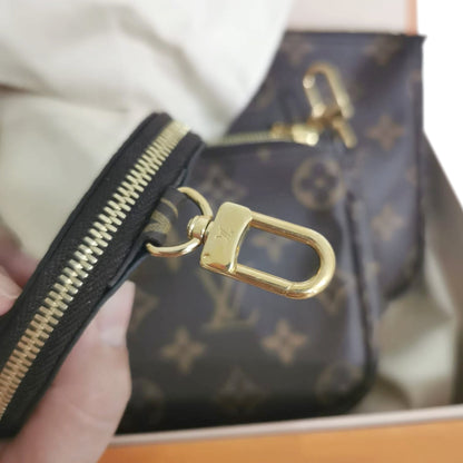 Louis-Vuitton Monogram Multi Pochette Accessoires Khaki GHW