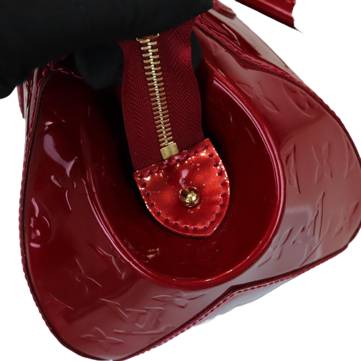Louis-Vuitton Vernis Sherwood PM Monogram Red GHW