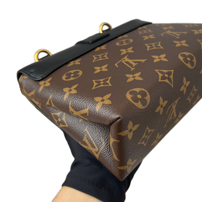 Louis-Vuitton Monogram Locky BB Black GHW