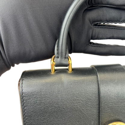 Louis-Vuitton Monogram Locky BB Black GHW