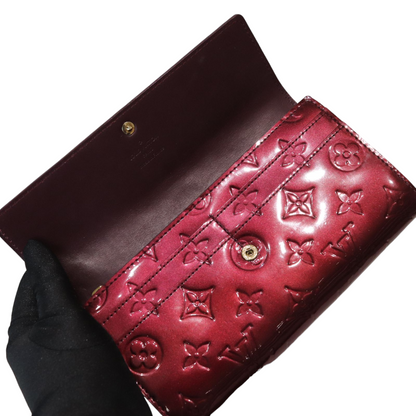 Louis-Vuitton Sarah Wallet Purple Vernis GHW