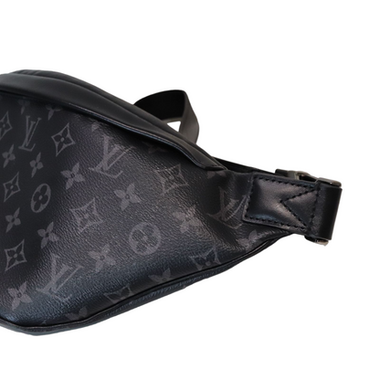 Louis-Vuitton Monogram Discovery Bum Bag