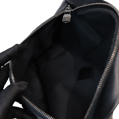 Louis-Vuitton Monogram Discovery Bum Bag