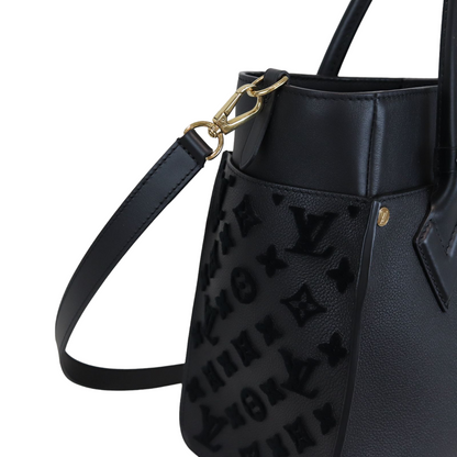 Louis-Vuitton Calfskin Monogram Tufting On My Side Black