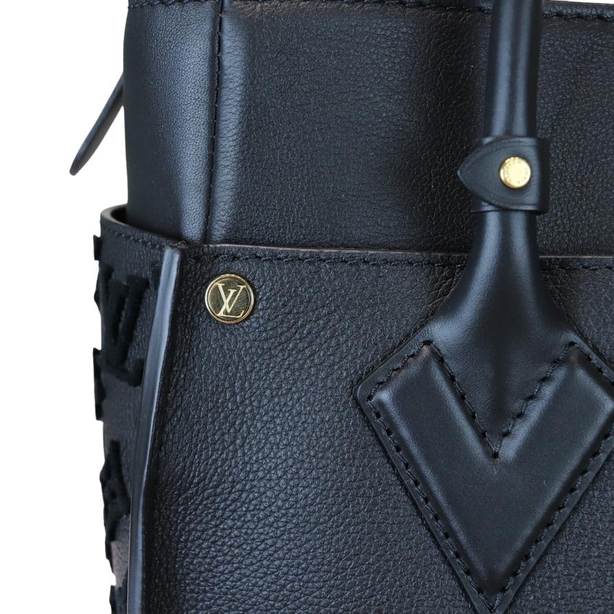 Louis-Vuitton Calfskin Monogram Tufting On My Side Black