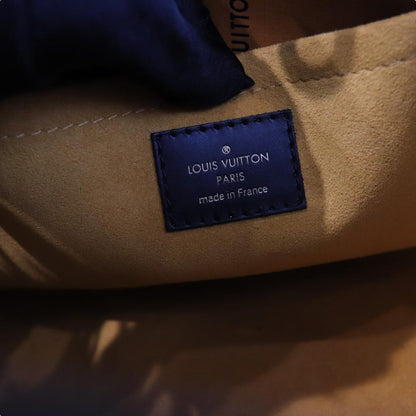 Louis-Vuitton Calfskin Monogram Tufting On My Side Black