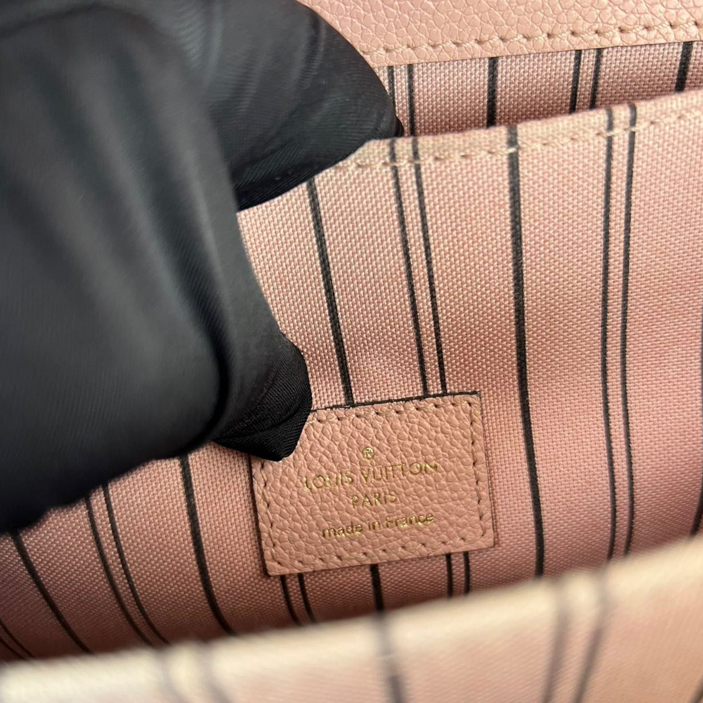 Louis-Vuitton Empreinte Pochette Metis Pink GHW