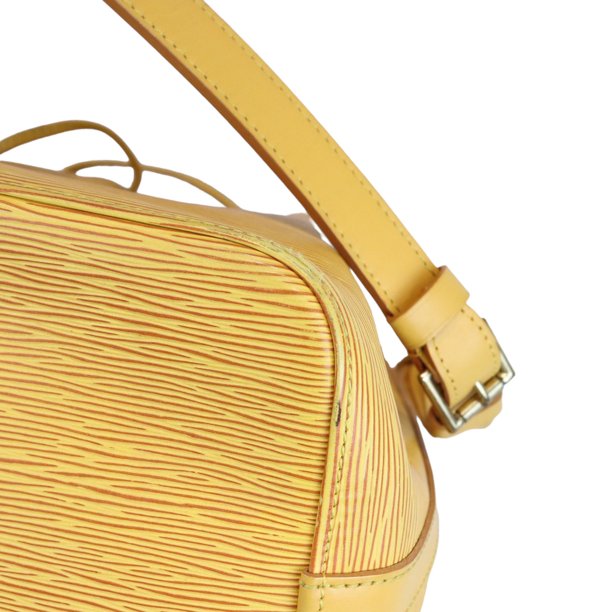 Louis-Vuitton Epi Noe MM Yellow
