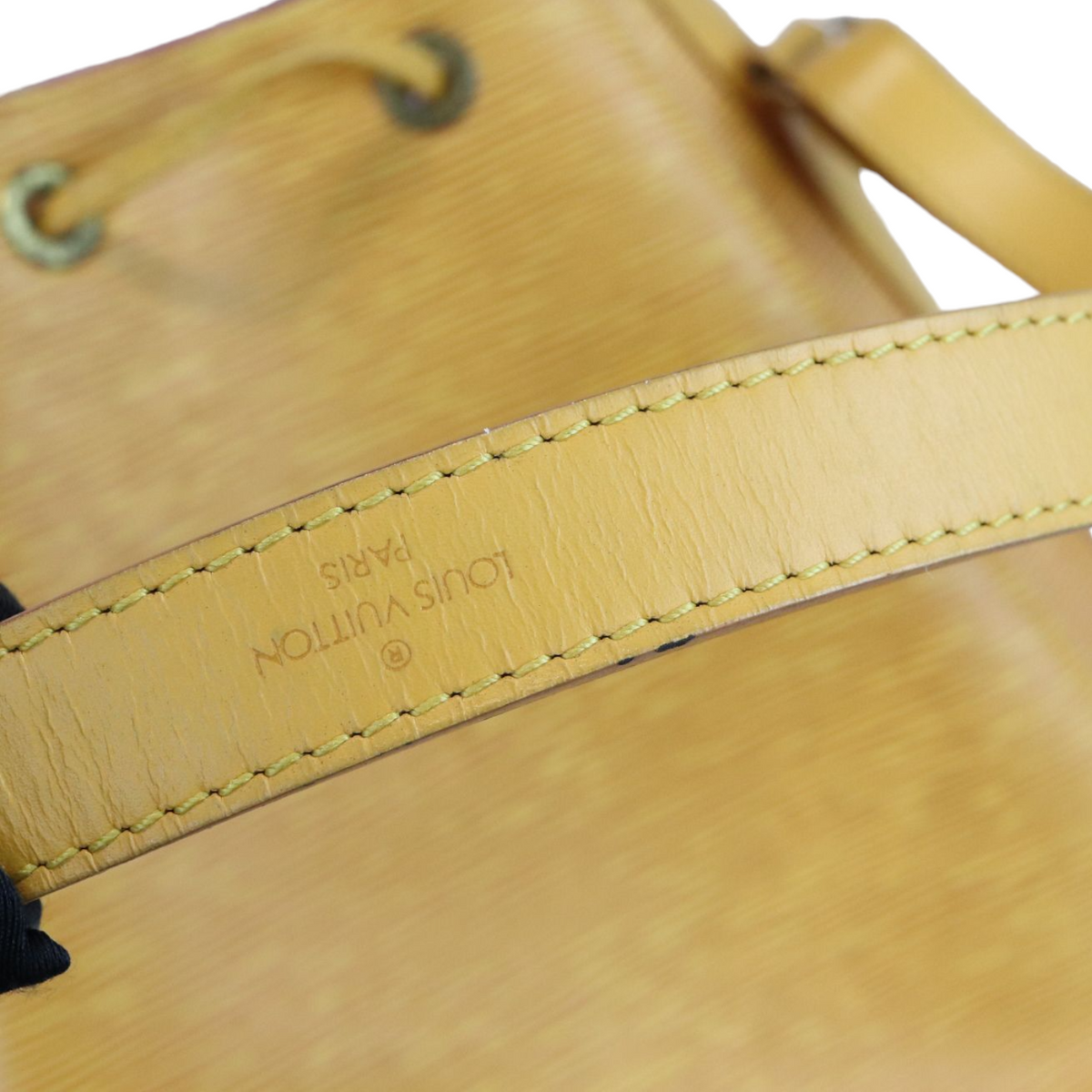 Louis-Vuitton Epi Noe MM Yellow
